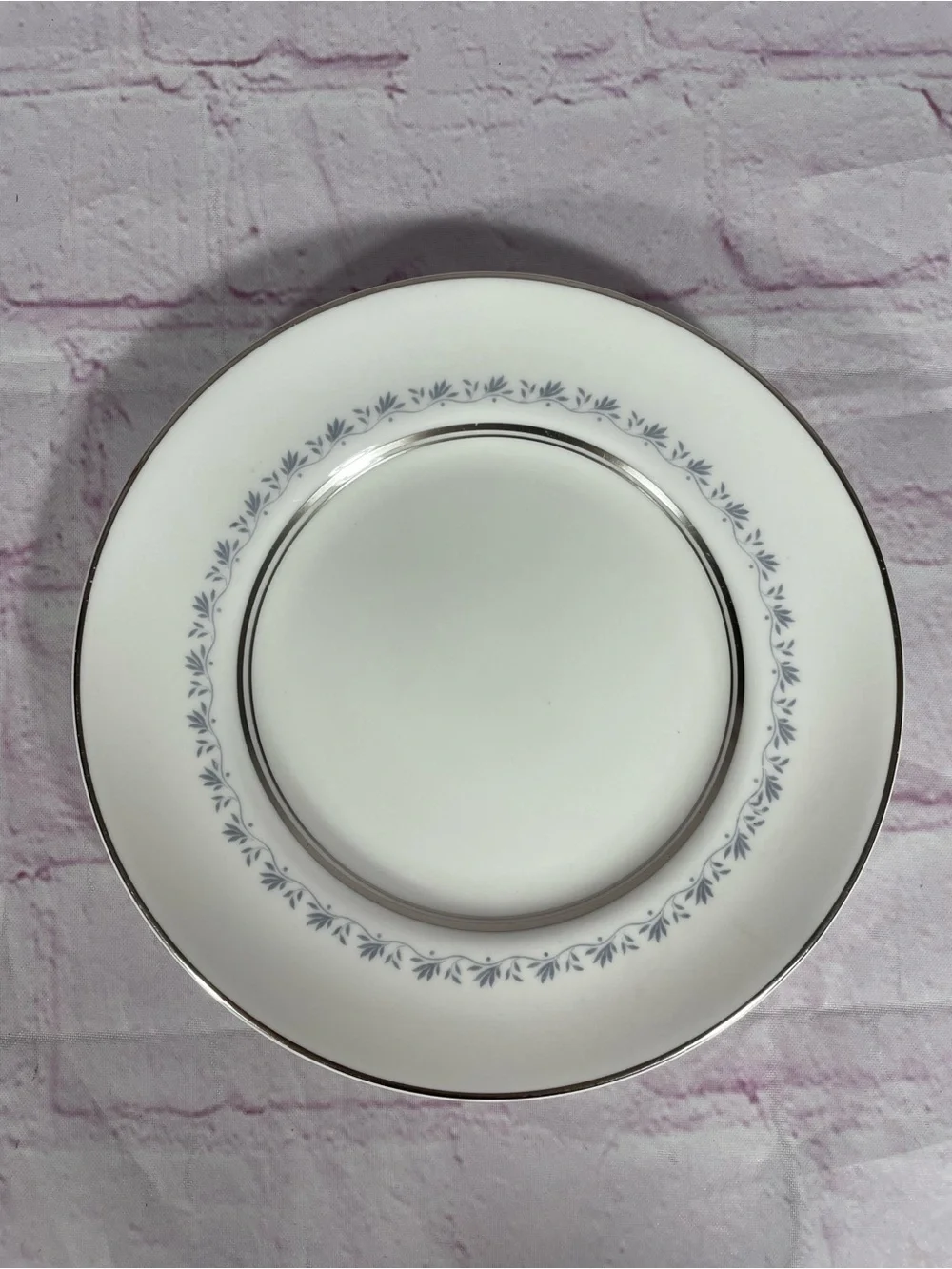 Royal Doulton this vintage